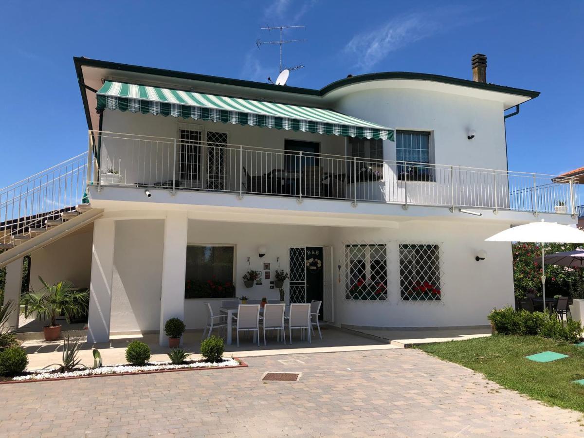 Bed And Breakfast Da Beatrice Sirmione Exterior photo