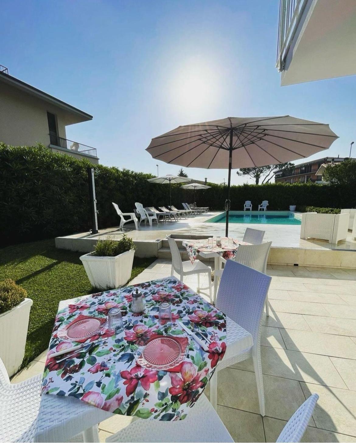 Bed And Breakfast Da Beatrice Sirmione Exterior photo