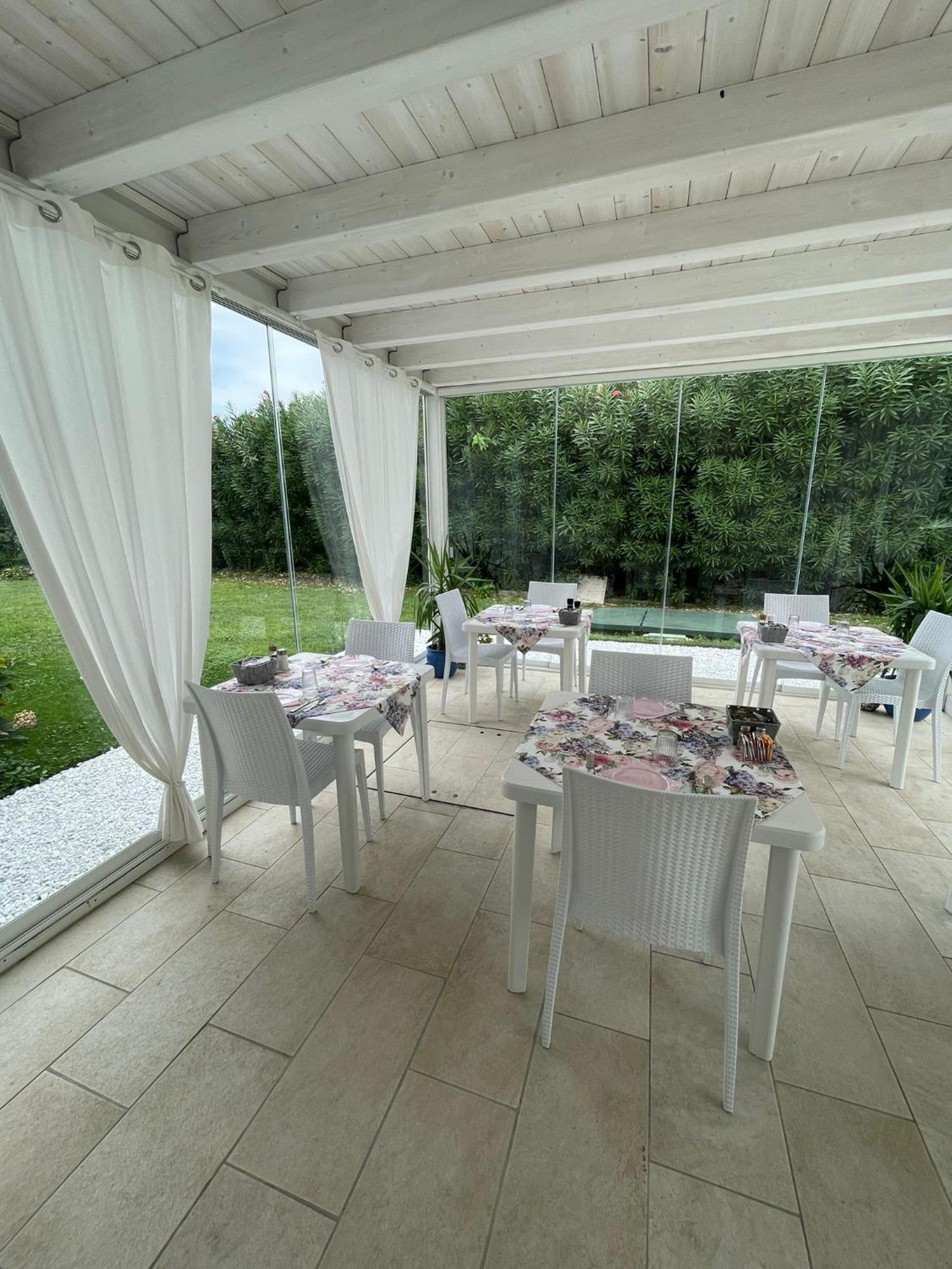 Bed And Breakfast Da Beatrice Sirmione Exterior photo